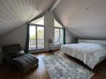 Rocco Real Estate GmbH Einzigartige Dachmaisonette Riedikon – Luxusleben in Seenähe